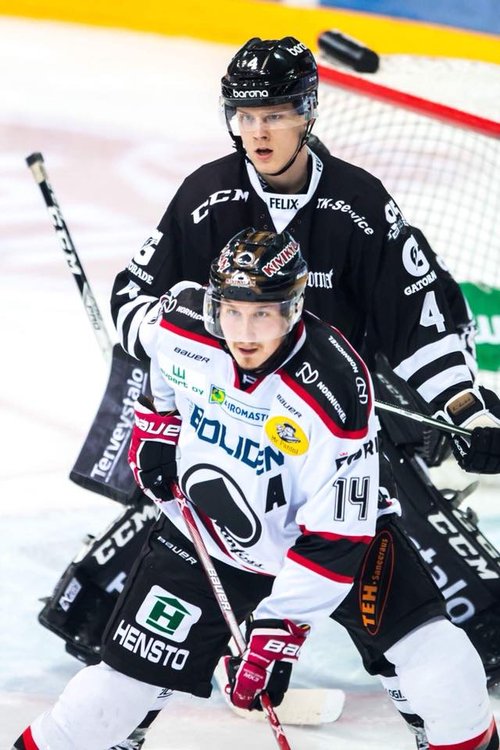 Jääkiekkoretki: TPS-Ässät Jääkiekkoretki: TPS-Ässät